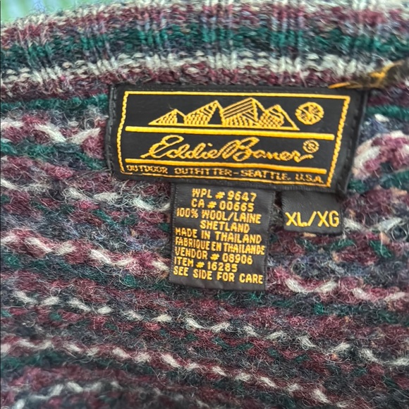Men's Classic Knit Sweater - Black and Gray - Picture 2 of 2